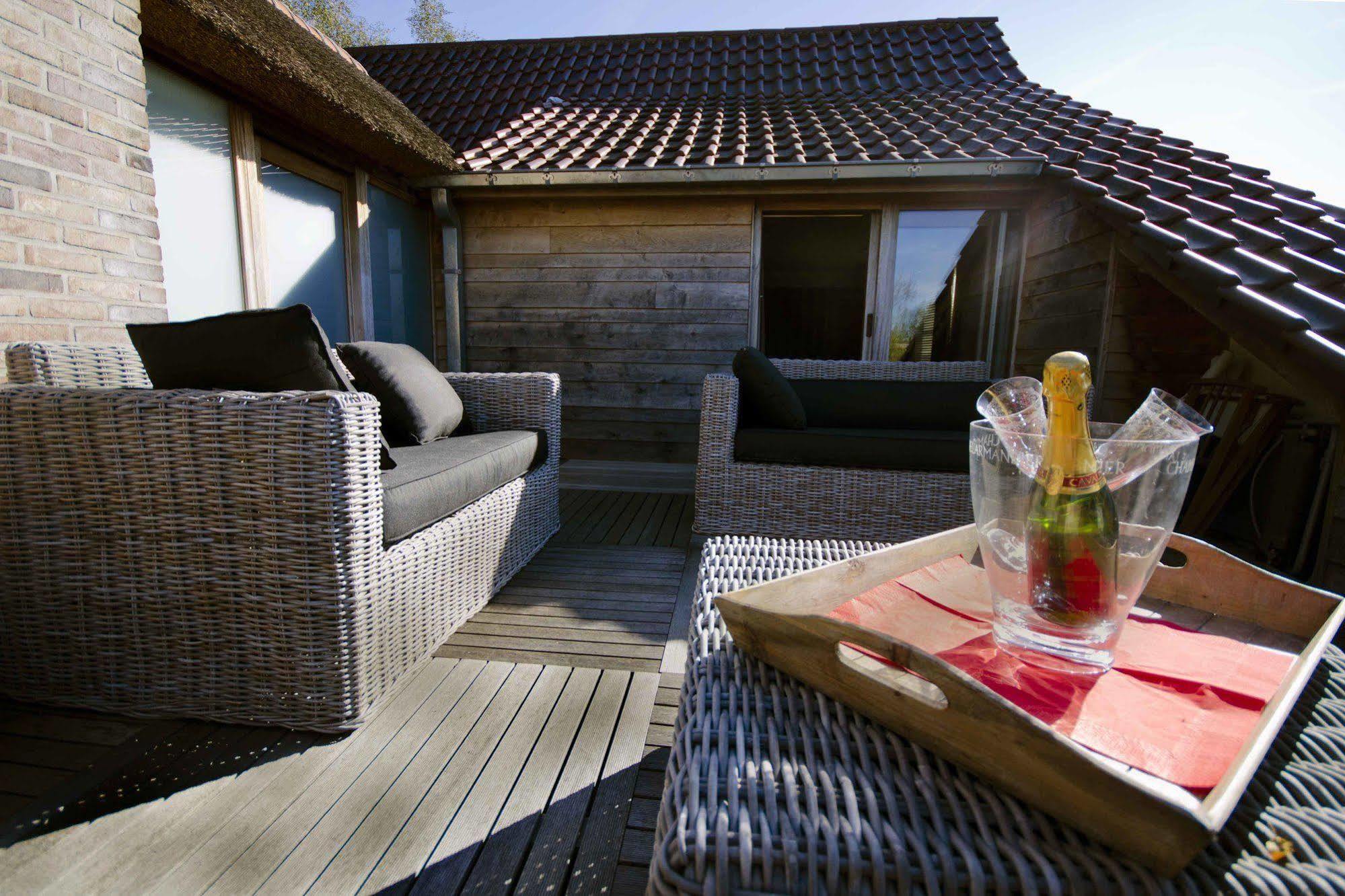 B&B Cosy Cottage Schoonaarde Exterior foto
